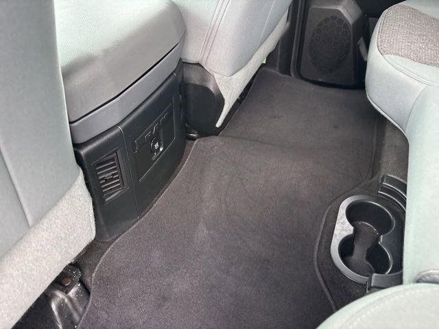 Used 2017 RAM 1500 Classic SLT w/ SLT Plus D←cor Group image 34