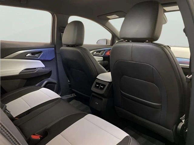 Used 2026 Chevrolet Equinox EV LT image 69