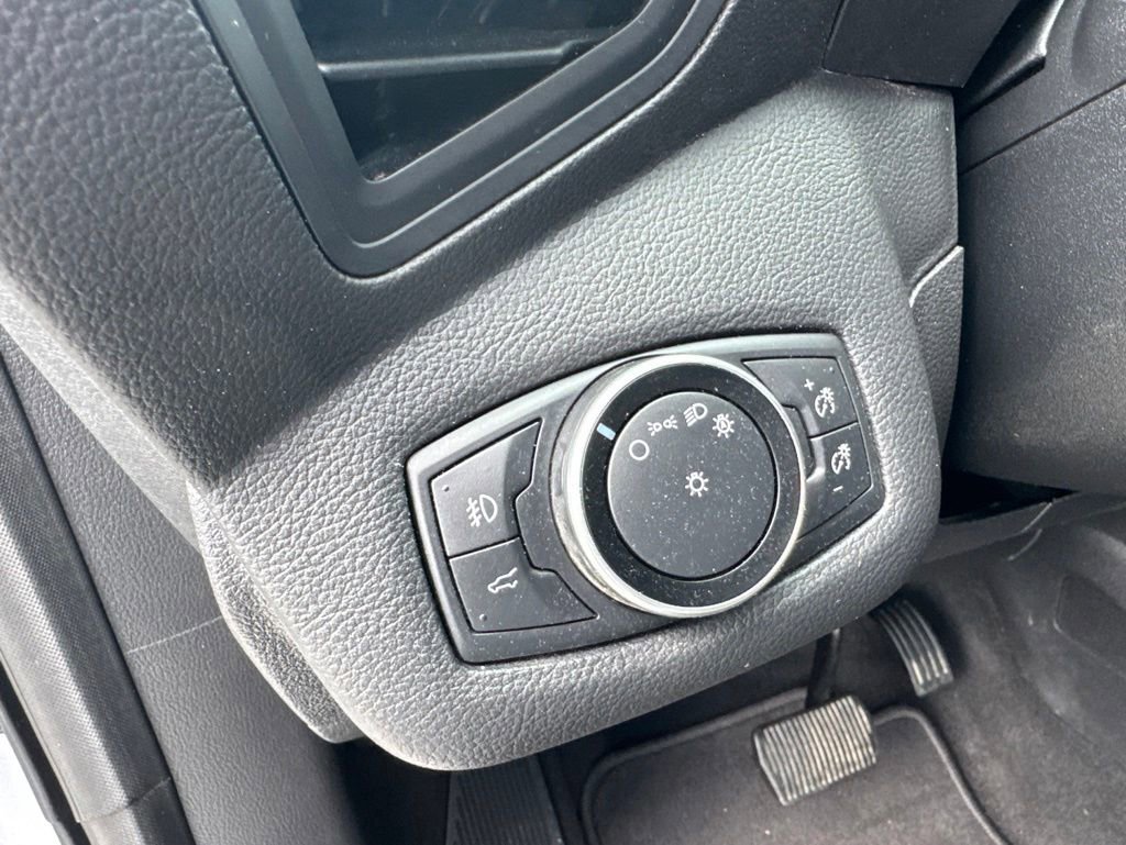 Used 2018 Ford Escape SE w/ SE Sport Appearance Package AWD/4WD image 21