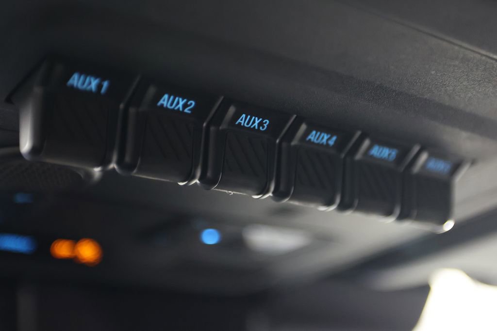 Used 2025 Ford Bronco Heritage Edition image 34