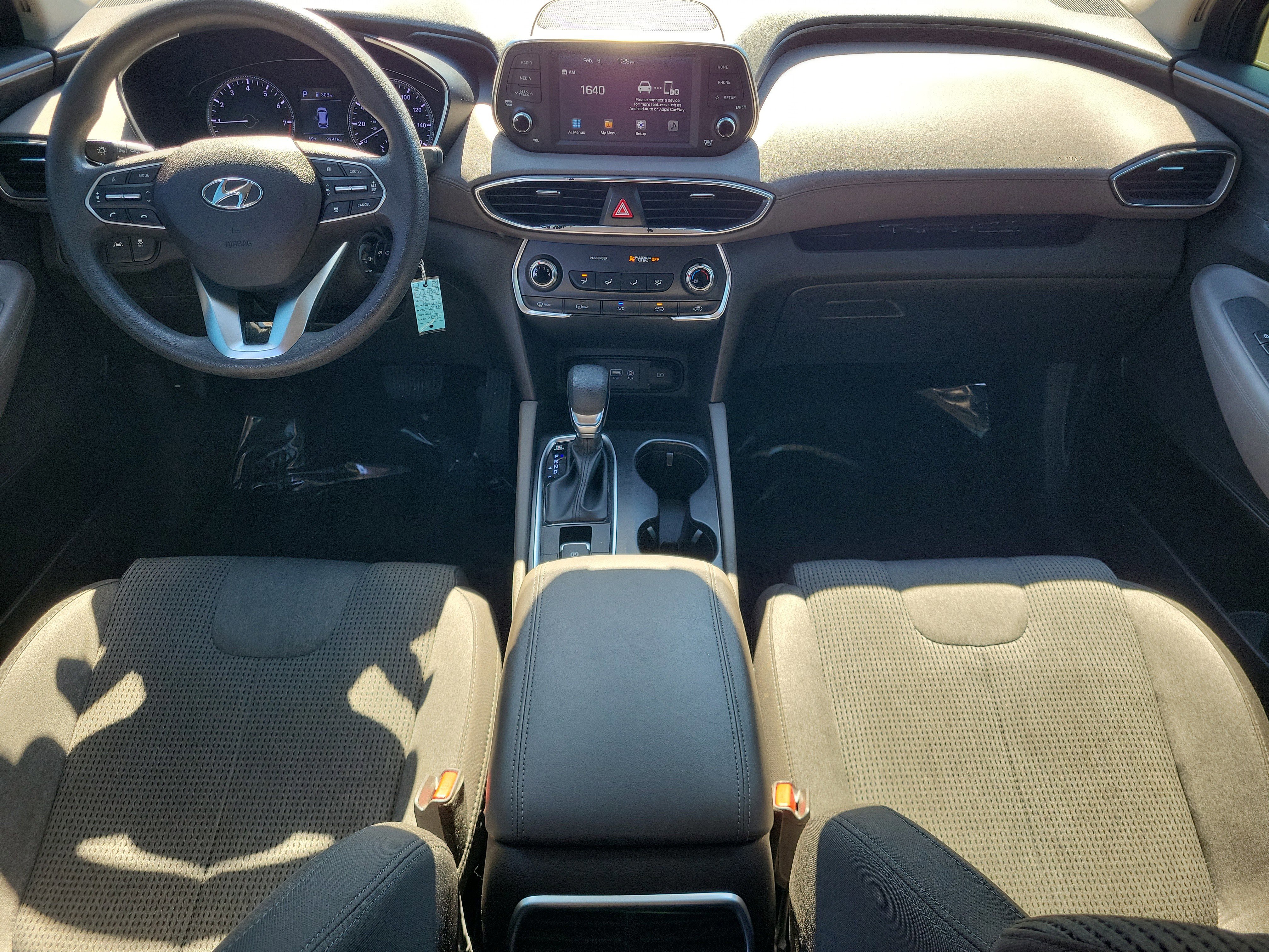 Used 2019 Hyundai Santa Fe SE image 14