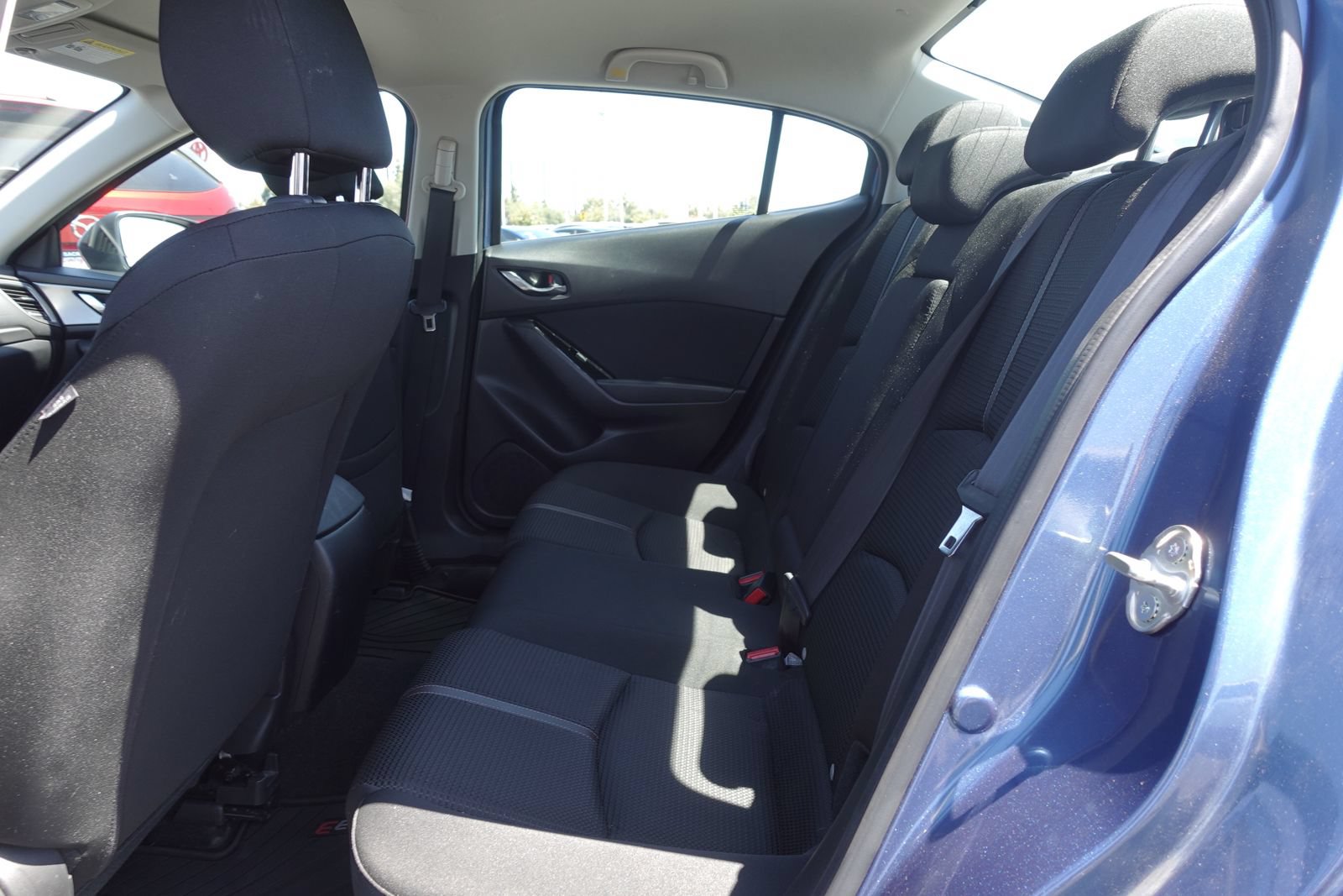 Used 2018 MAZDA MAZDA3 Sport w/ Preferred Equipment Package FWD image 12