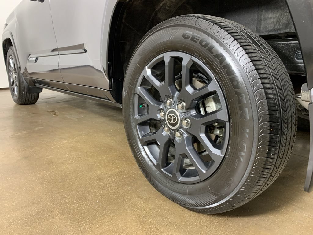 Used 2023 Toyota Sequoia Platinum AWD/4WD image 16