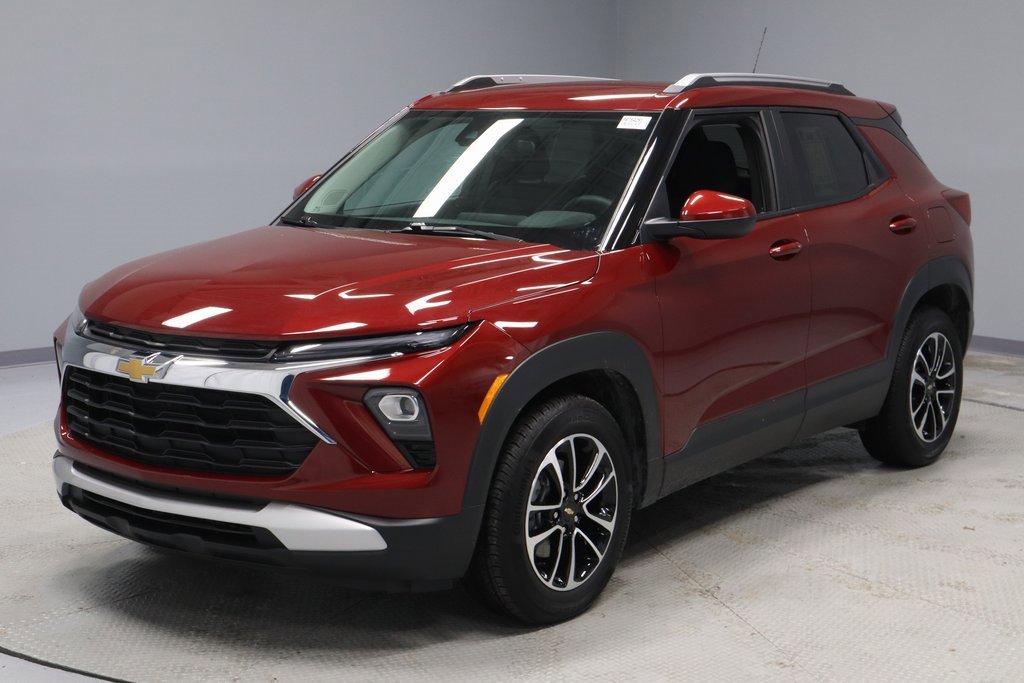 Used 2024 Chevrolet TrailBlazer LT w/ Driver Confidence Package image 6