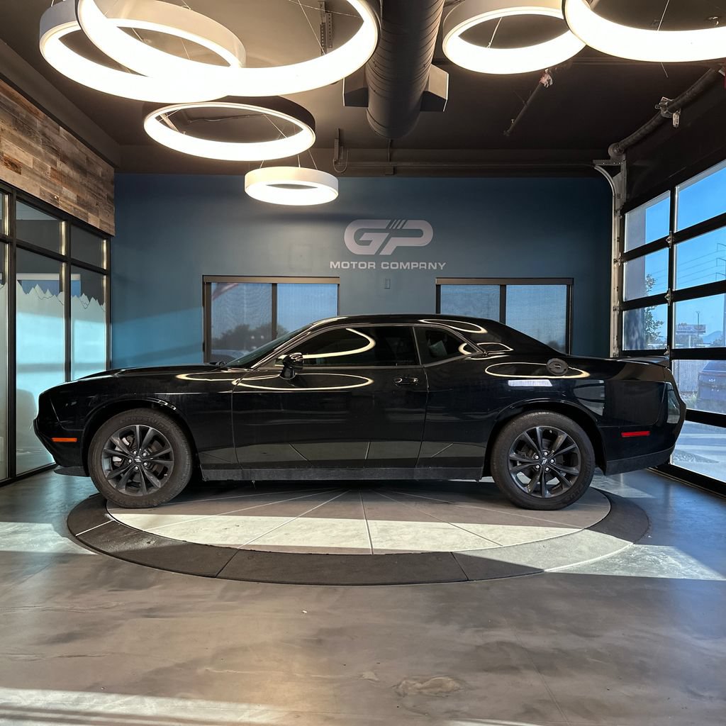 Used 2022 Dodge Challenger SXT w/ Blacktop Package AWD/4WD image 6