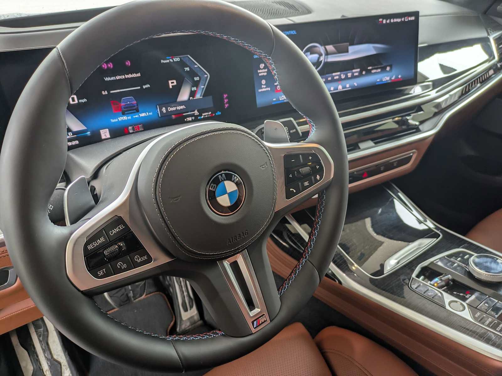 Used 2024 BMW X7 M60i w/ Executive Package AWD/4WD image 8