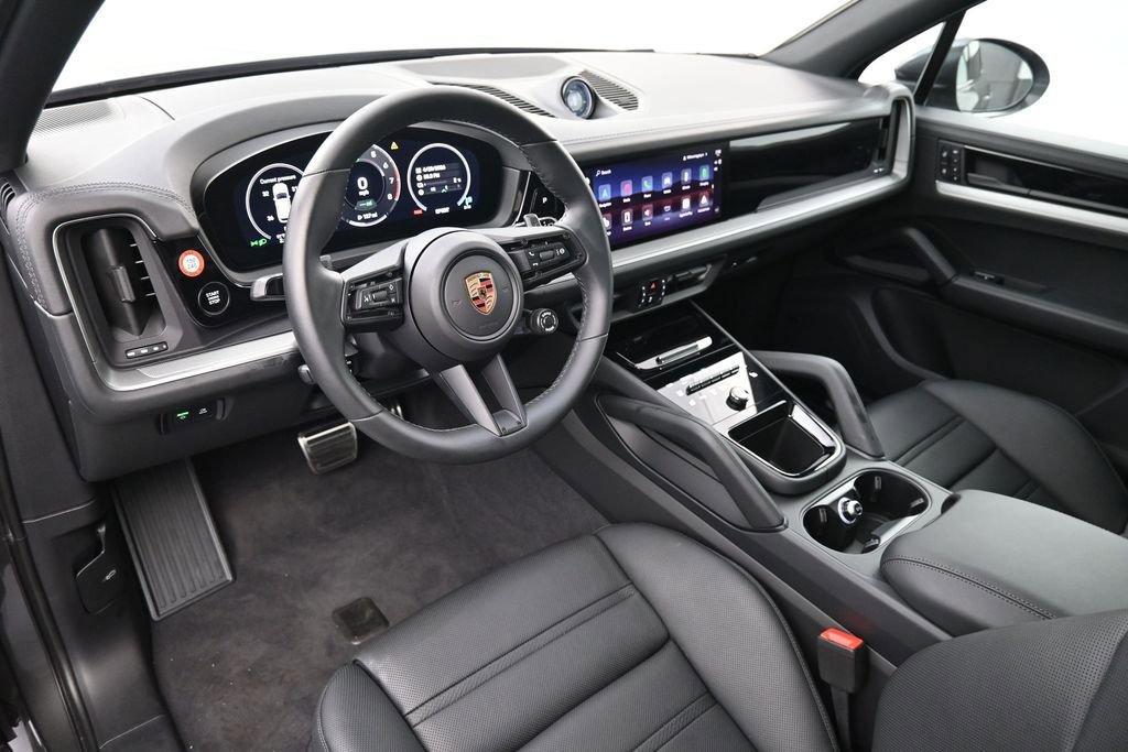 Certified 2026 Porsche Cayenne E-Hybrid AWD/4WD image 4