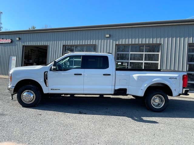 Used 2025 Ford F350 XLT AWD/4WD image 4
