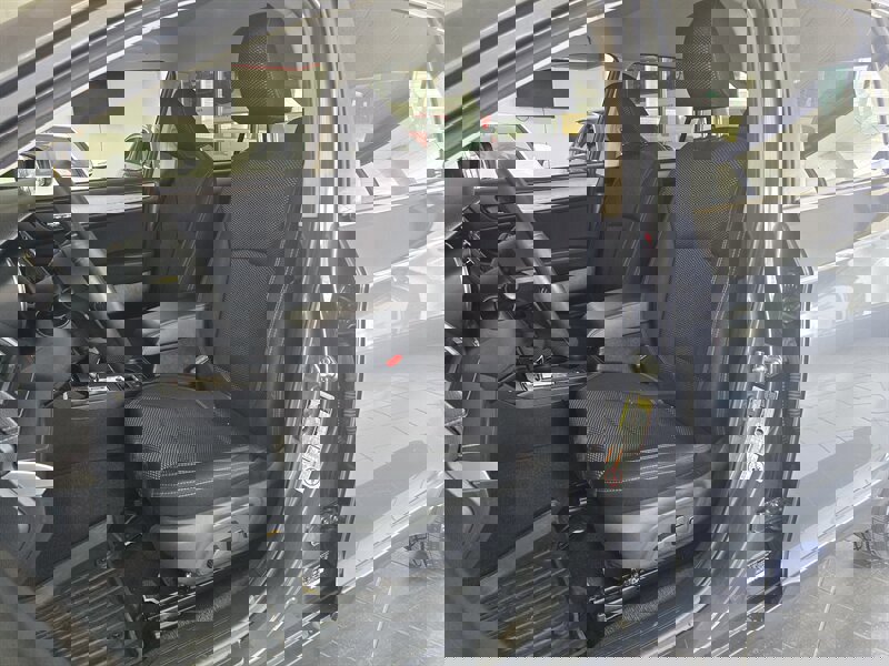 Used 2019 Subaru Outback 2.5i Premium image 8