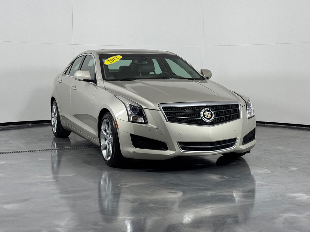 Used 2013 Cadillac ATS Luxury RWD image 3