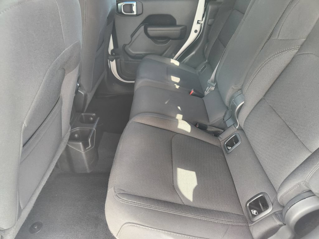 Used 2023 Jeep Gladiator Sport AWD/4WD image 19