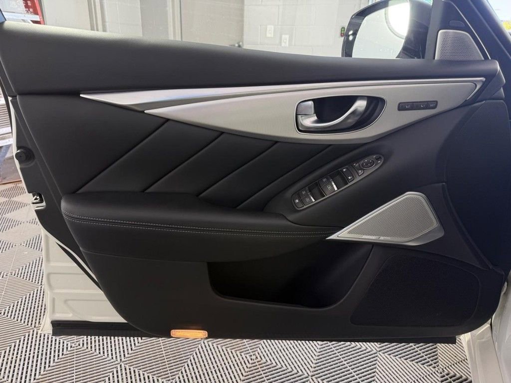 Used 2022 INFINITI Q50 Luxe AWD/4WD image 19