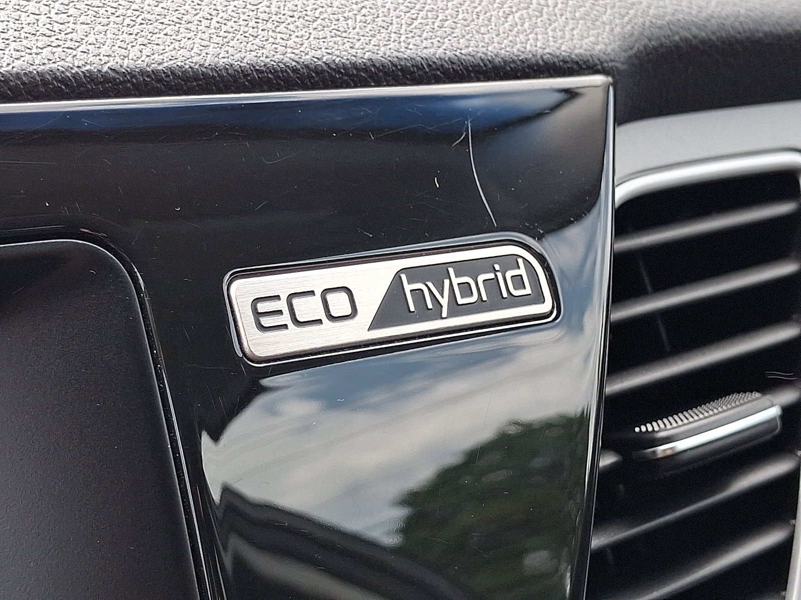 Used 2019 Kia Niro FE FWD image 30