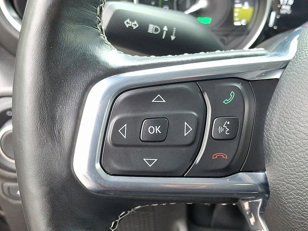 Used 2023 Jeep Wrangler Unlimited Sahara w/ Cold Weather Group AWD/4WD image 21