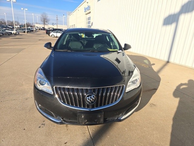Used 2015 Buick Regal Premium w/ Experience Buick Package image 3