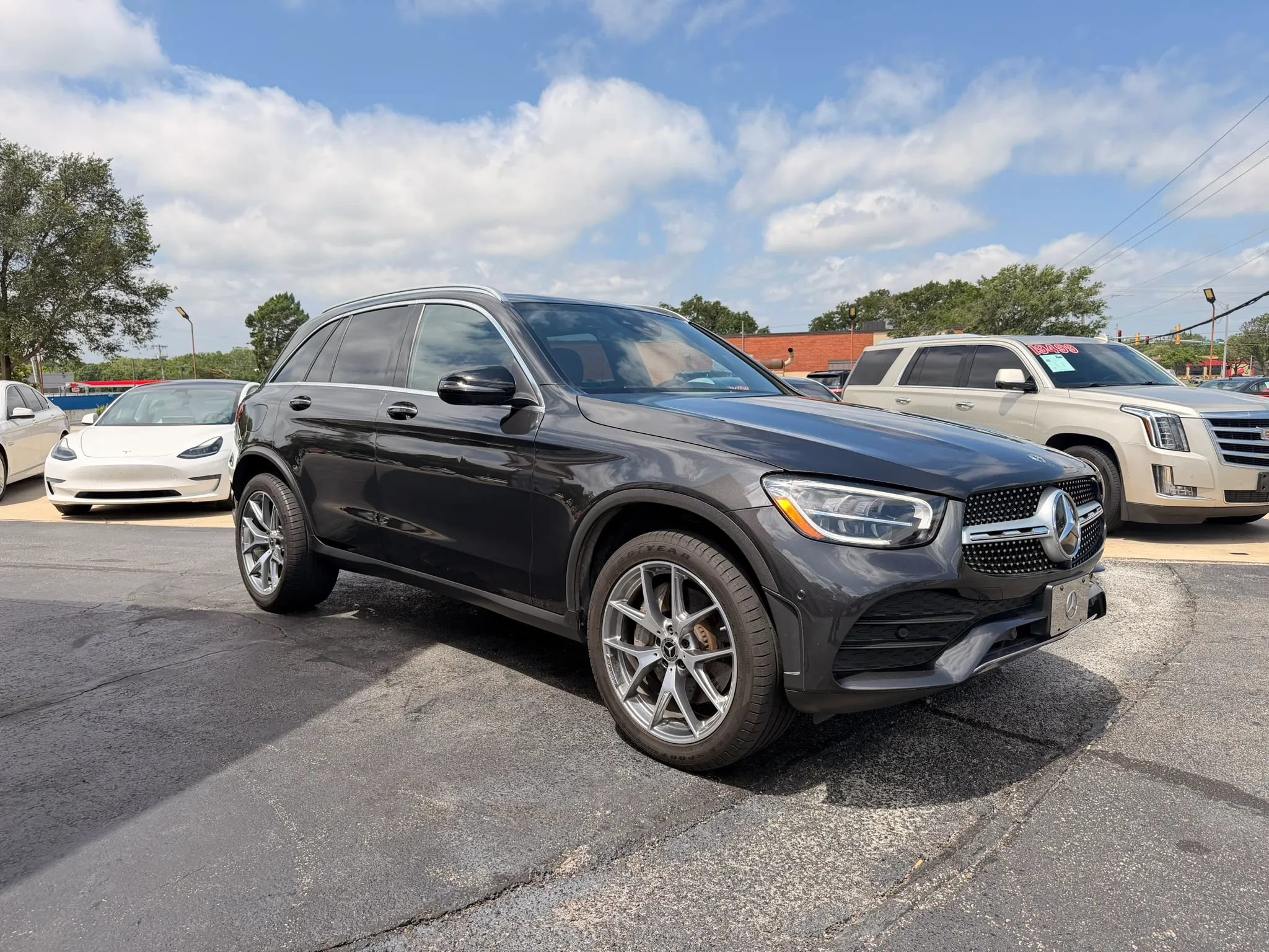 Used 2020 Mercedes-Benz GLC 300 4MATIC image 8