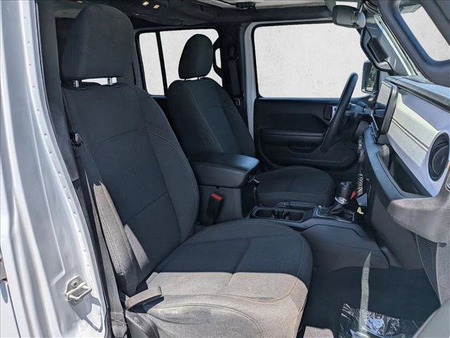 Used 2024 Jeep Wrangler Unlimited AWD/4WD image 20