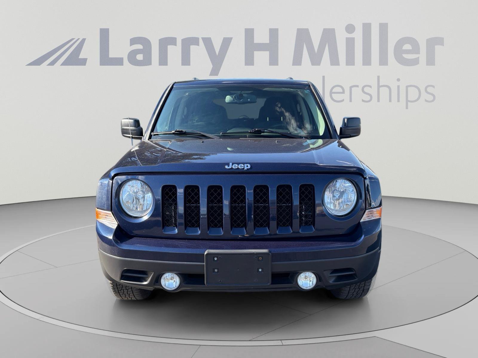 Used 2014 Jeep Patriot Sport w/ Power Value Group AWD/4WD image 8