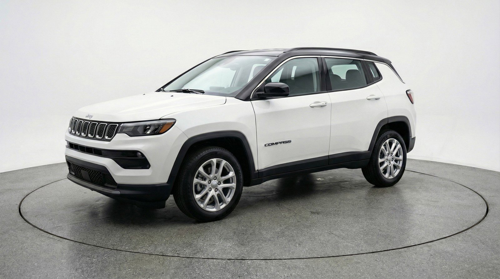 Used 2025 Jeep Compass Limited image 3