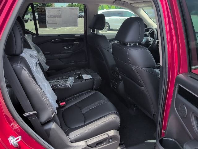 New 2025 Honda Pilot TrailSport image 14