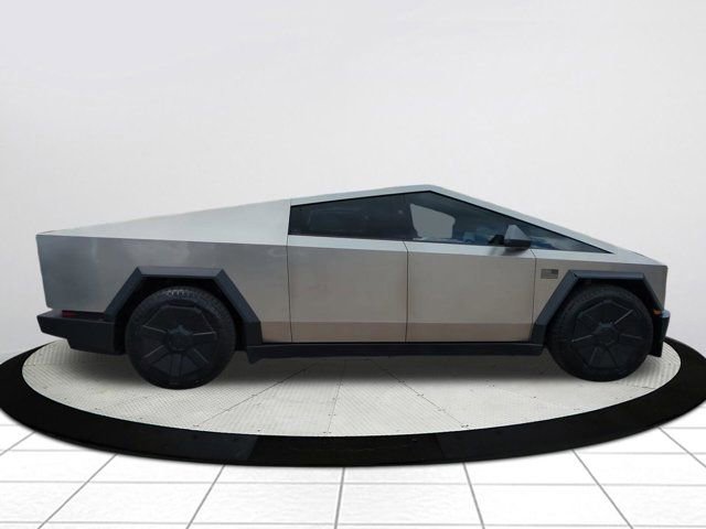 Used 2025 Tesla Cybertruck Cyberbeast AWD/4WD image 2