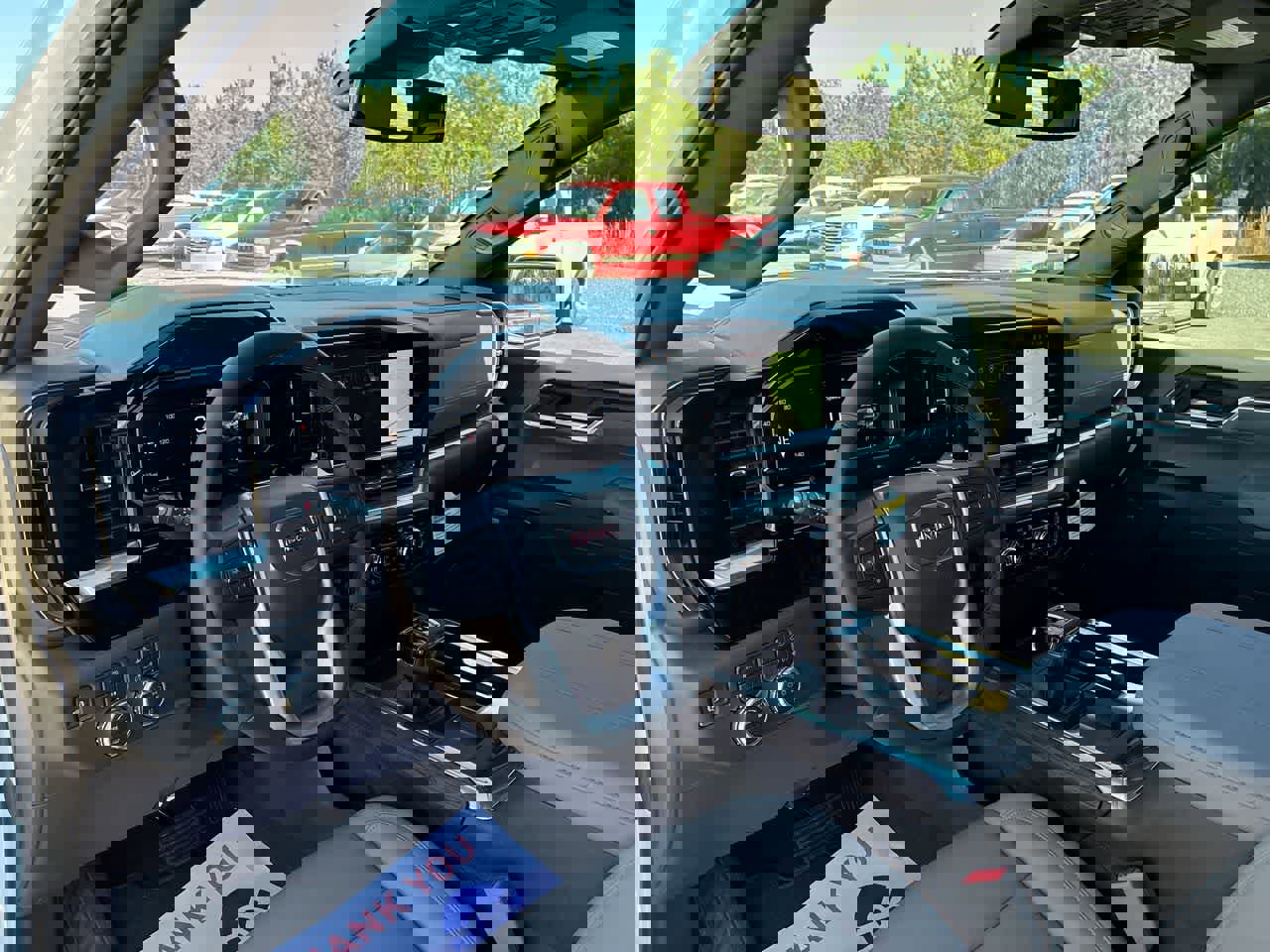 New 2026 GMC Sierra 1500 SLT w/ SLT Premium Plus Package image 10