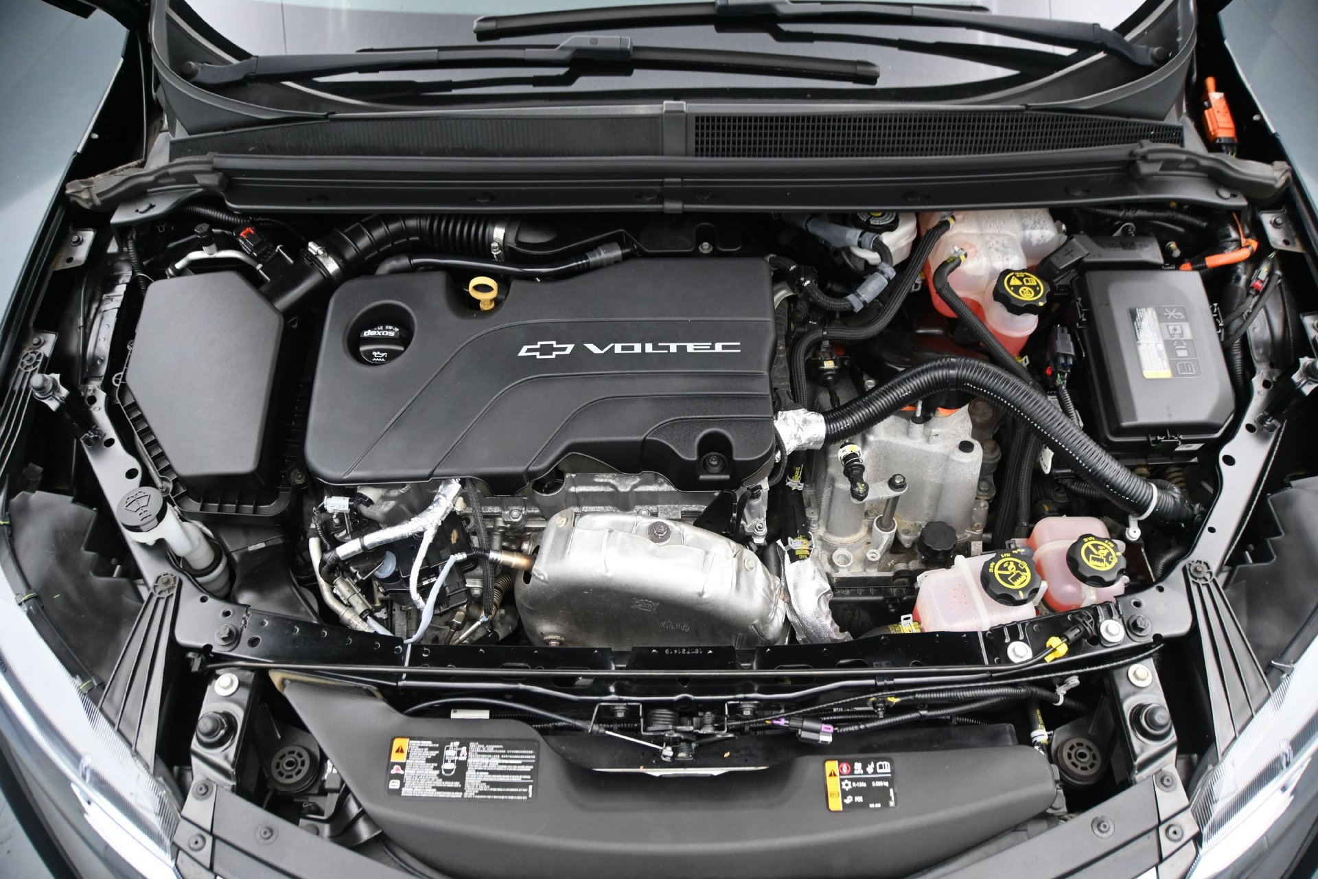 Used 2017 Chevrolet Volt Premier FWD image 24