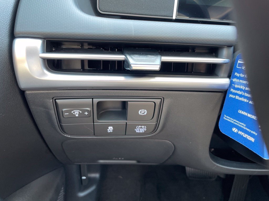 New 2026 Hyundai Tucson Blue SE AWD/4WD image 12