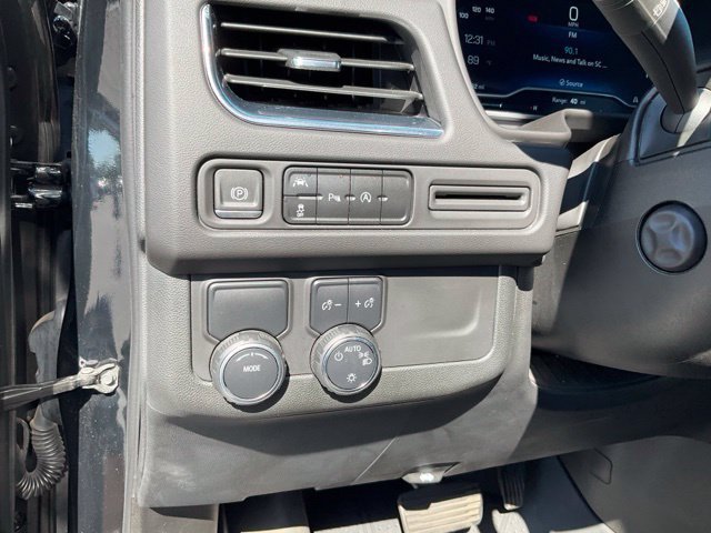 Used 2023 Chevrolet Tahoe Premier RWD image 9