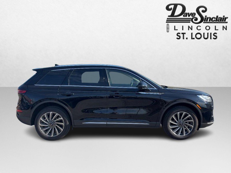 Certified 2023 Lincoln Corsair Reserve w/ Equipment Group 201A AWD/4WD image 4