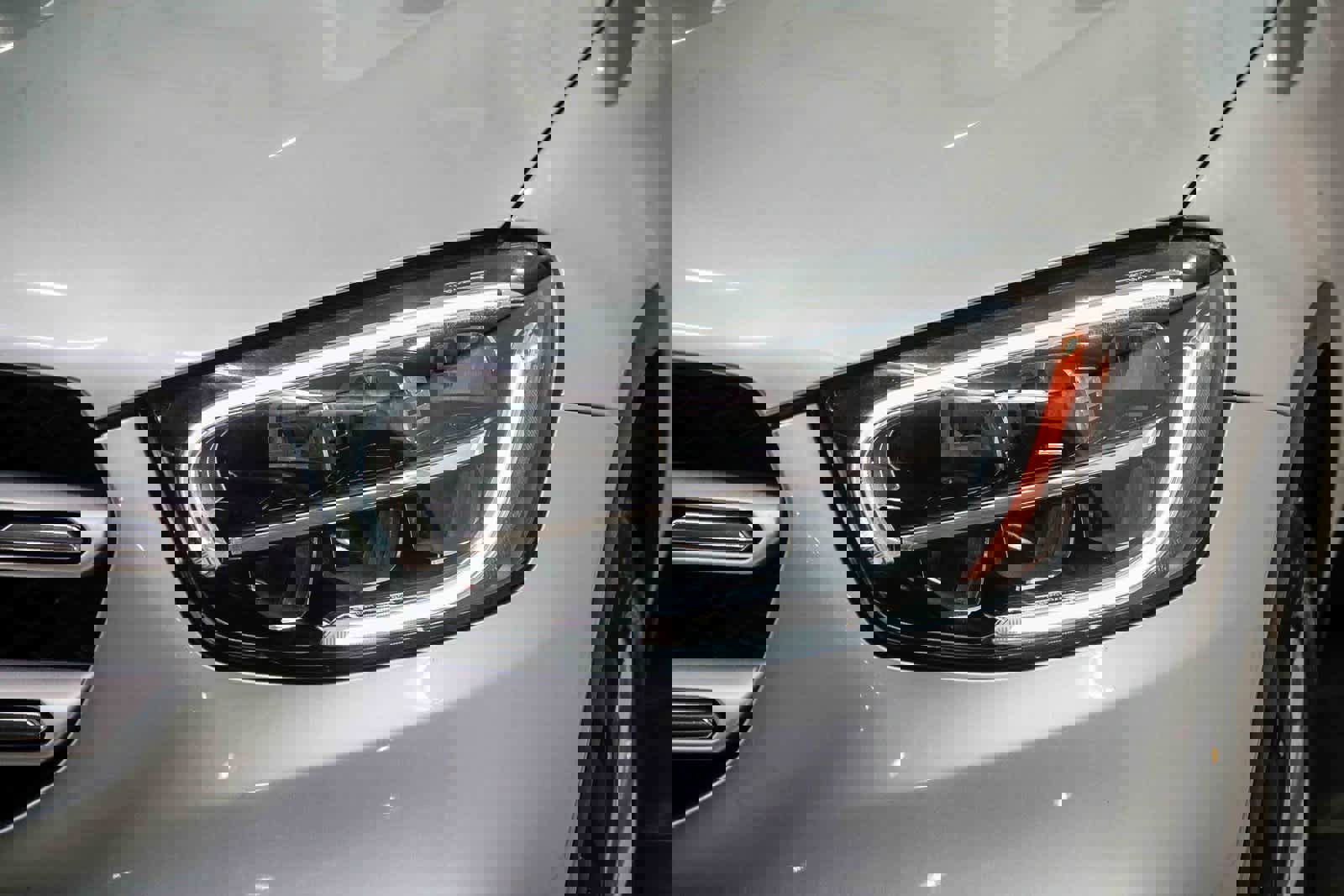 Used 2022 Mercedes-Benz GLC 300 image 7