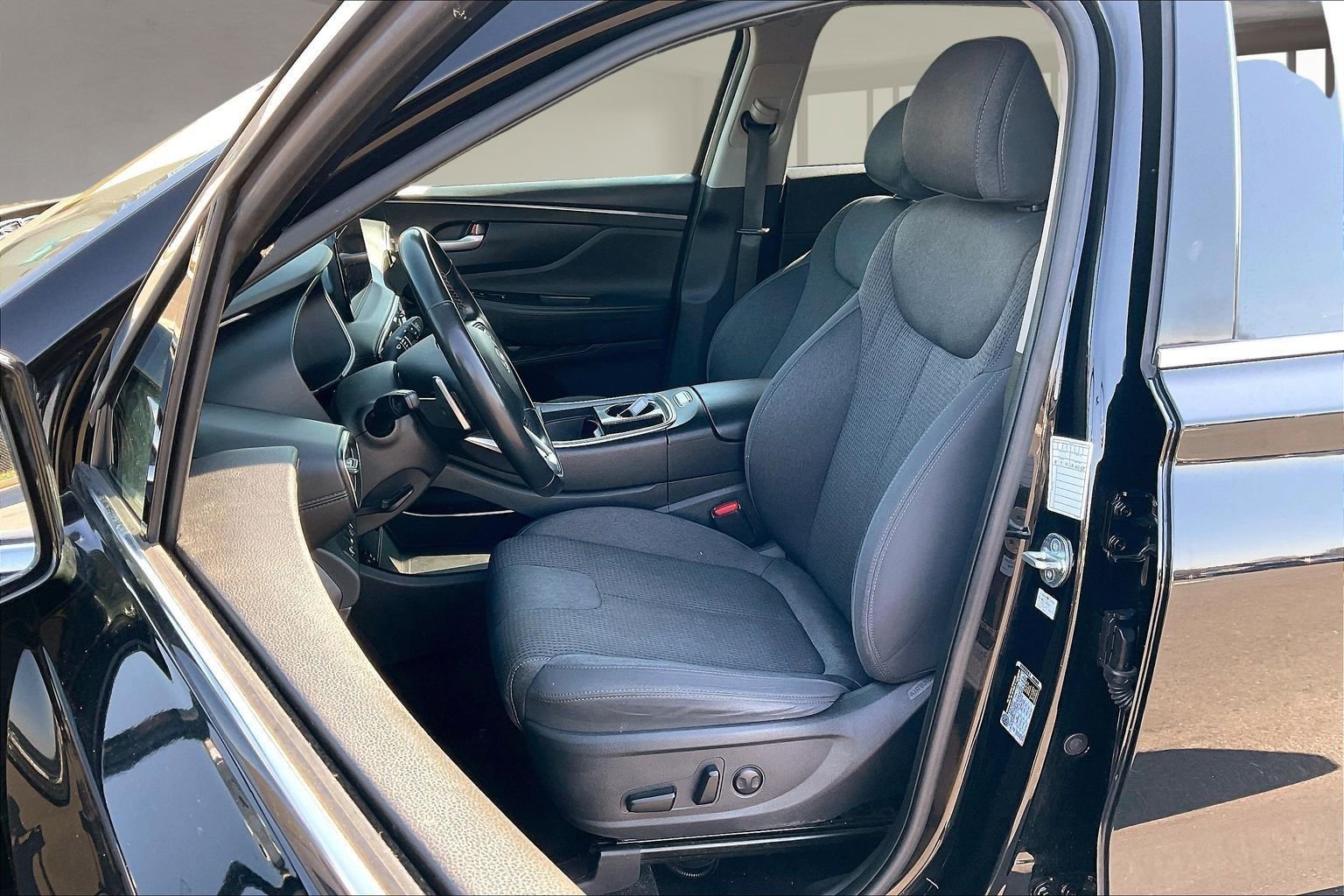 Used 2023 Hyundai Santa Fe SEL image 21