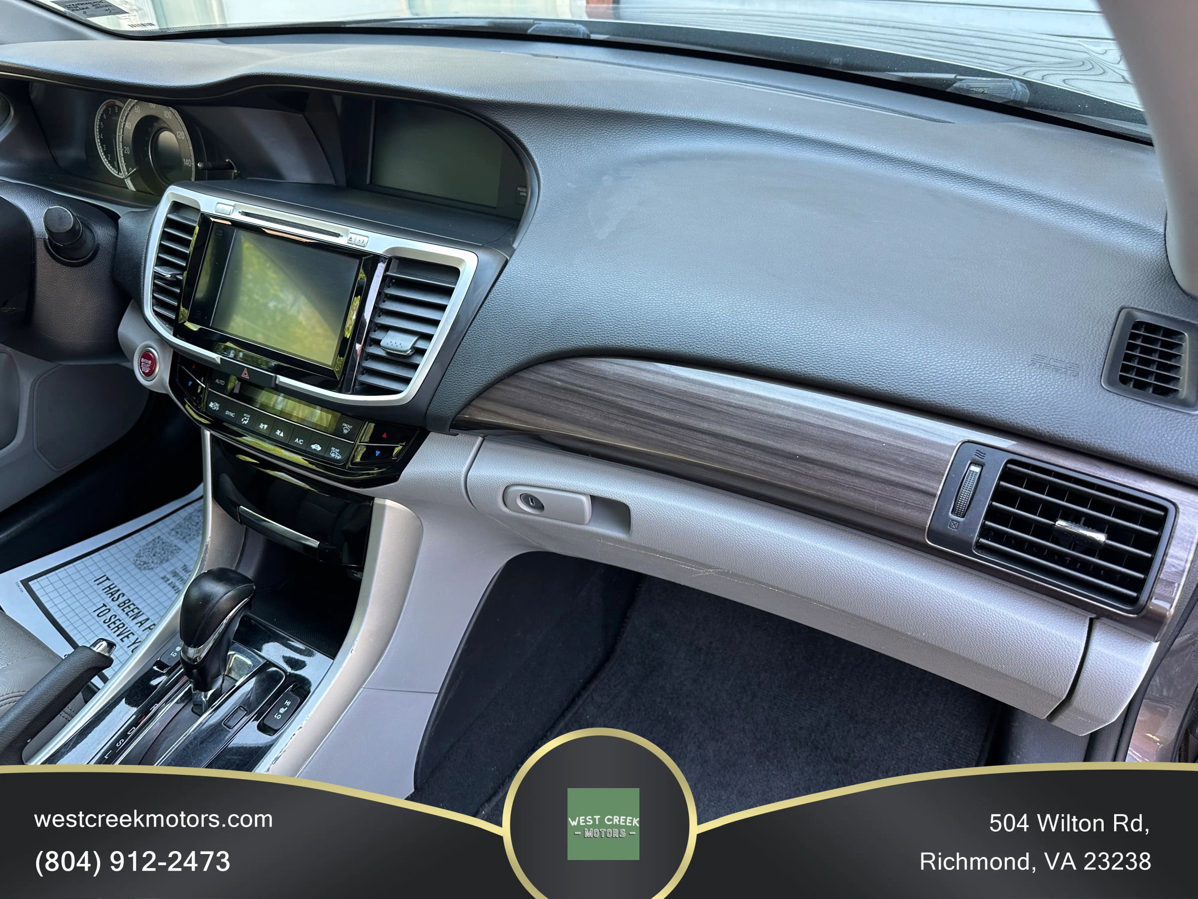 Used 2017 Honda Accord EX-L image 12