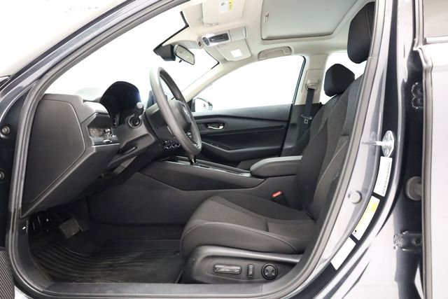 Used 2025 Honda Accord SE image 11