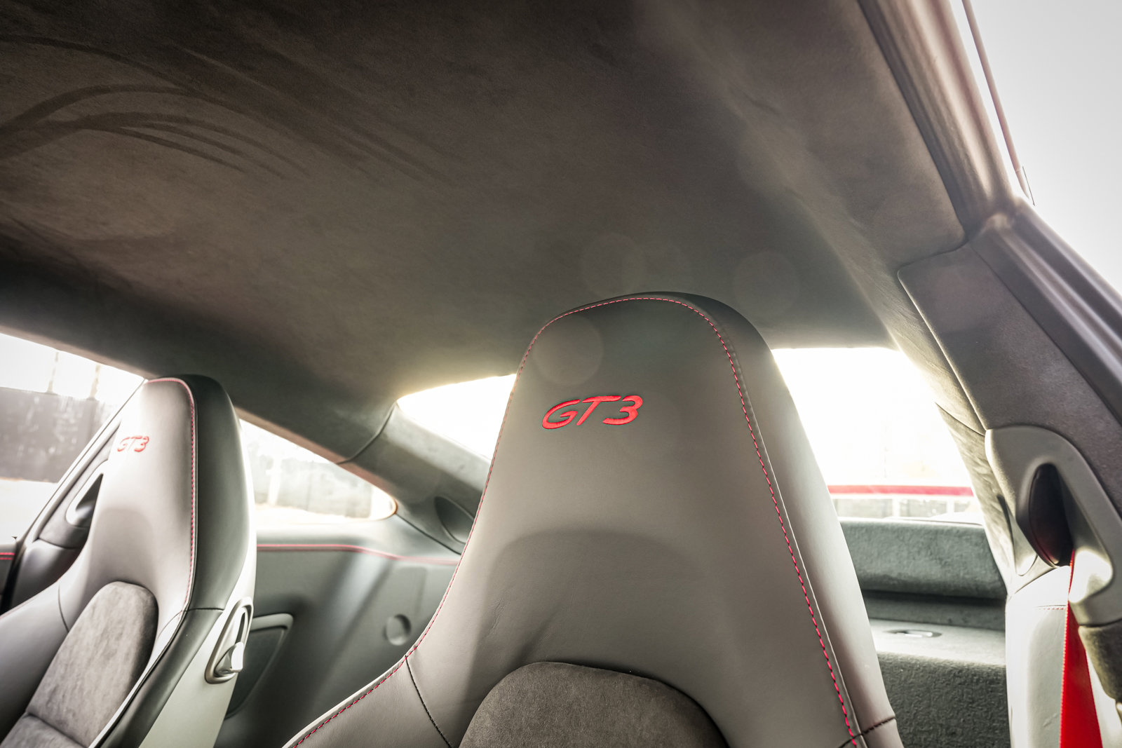 Used 2018 Porsche 911 GT3 RWD image 24