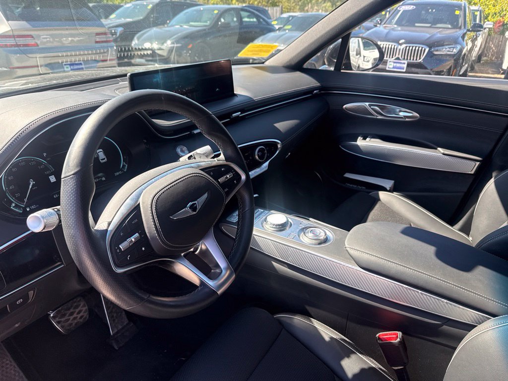 Used 2023 Genesis GV70 2.5T w/ Sport Prestige Package AWD/4WD image 17