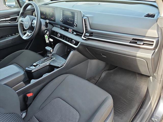 Used 2025 Kia Sportage LX image 22