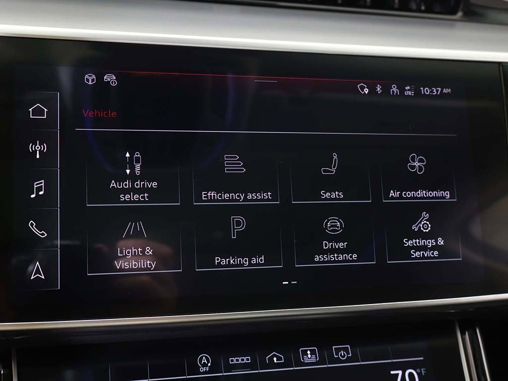 Used 2023 Audi S8 w/ S8 Black Optic Plus Package image 53