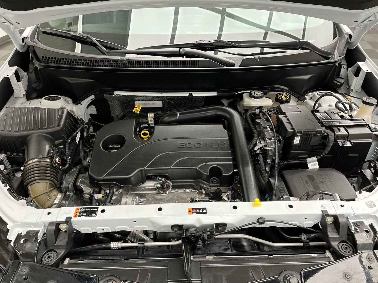 Certified 2024 Chevrolet Equinox RS AWD/4WD image 28
