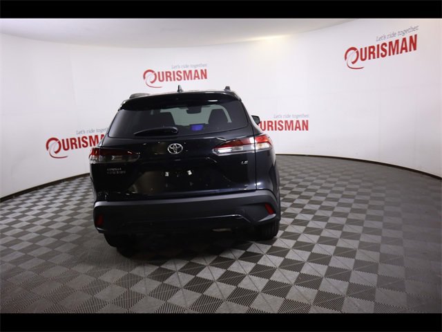 Used 2026 Toyota Corolla Cross LE image 17