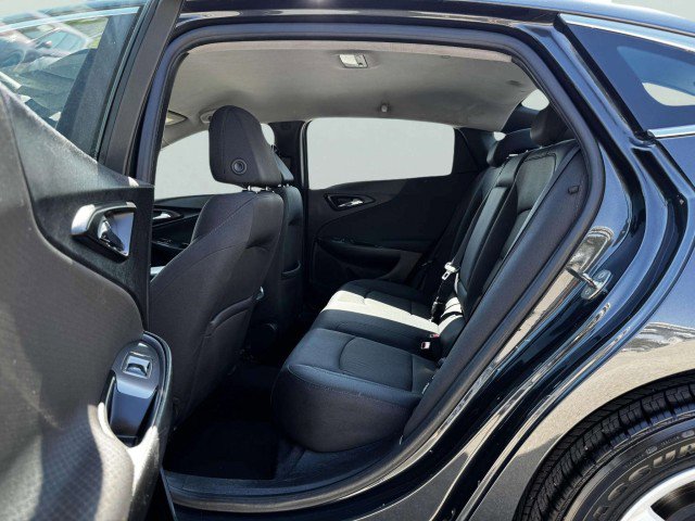 Used 2016 Chevrolet Malibu LT image 35