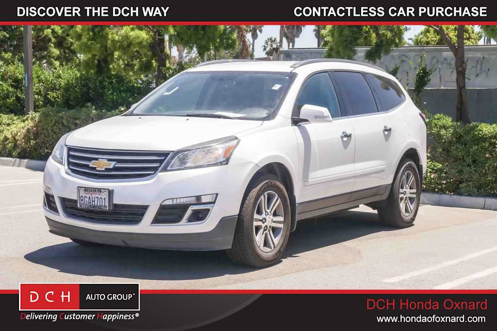 Used 2017 Chevrolet Traverse LT FWD video 1
