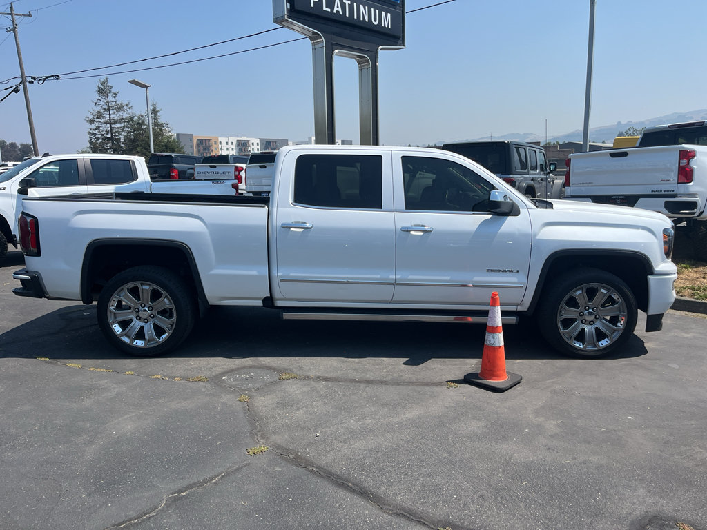 Used 2018 GMC Sierra 1500 Denali w/ Denali Ultimate Package AWD/4WD image 5