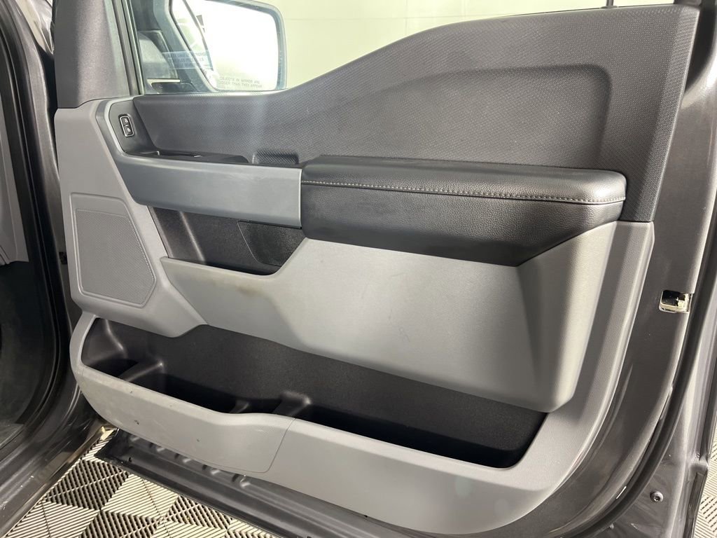 Used 2023 Ford F150 XLT w/ Trailer Tow Package image 16