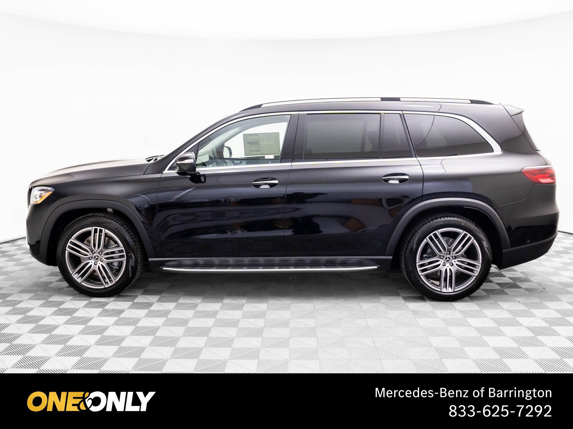 New 2026 Mercedes-Benz GLS 450 4MATIC image 2