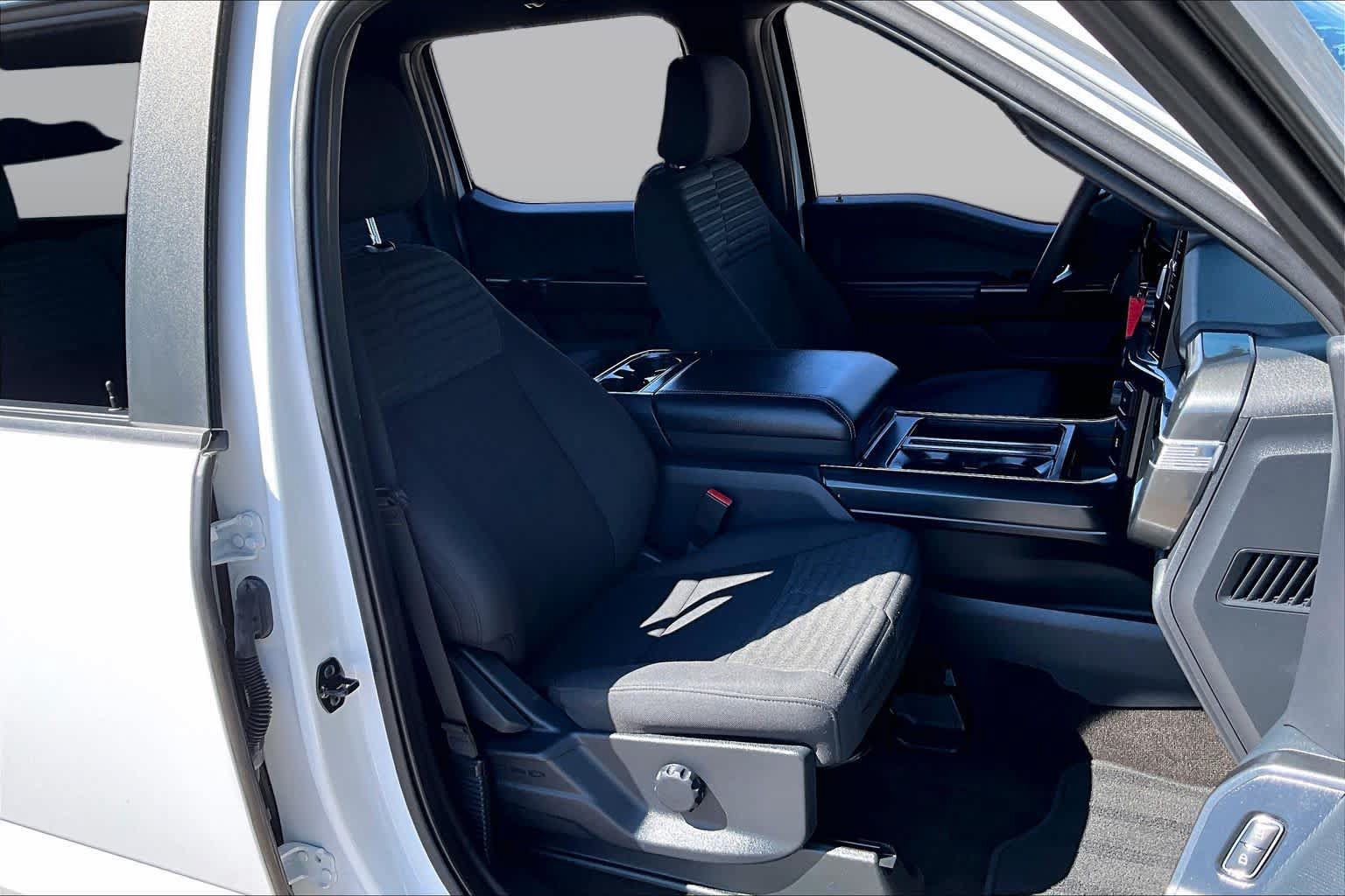 Certified 2022 Ford F150 XL w/ STX Appearance Package RWD image 9