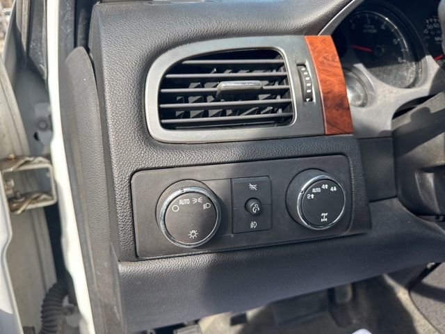 Used 2007 Chevrolet Avalanche LT w/ LT Preferred Equipment Group AWD/4WD image 17