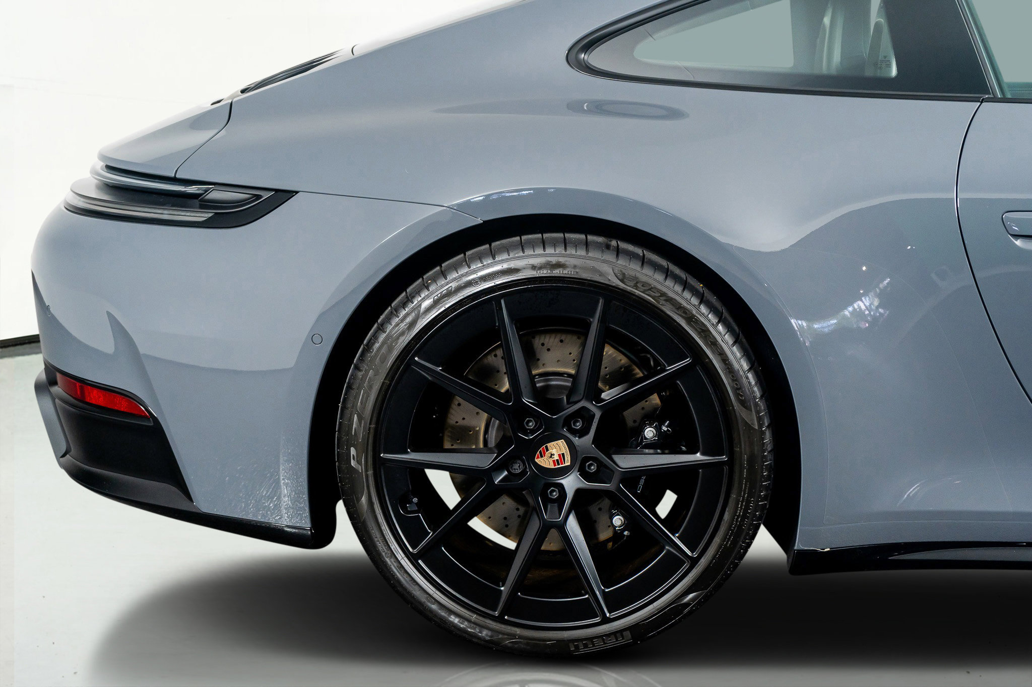 Used 2025 Porsche 911 Carrera S RWD image 9
