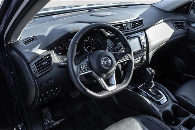 Used 2020 Nissan Rogue SL w/ Premium Package image 10