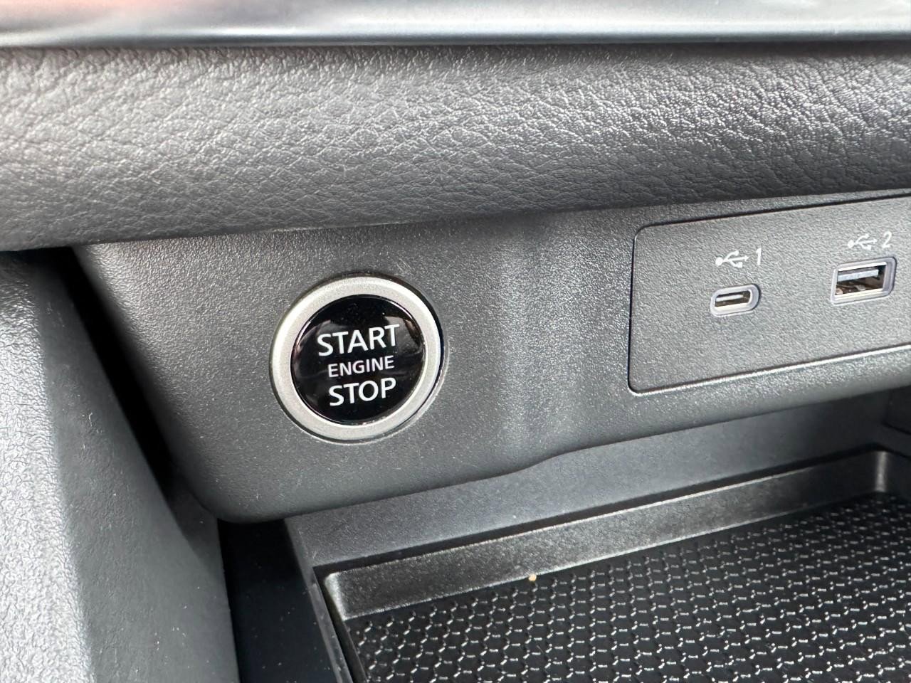 Used 2023 Nissan Rogue SV image 21